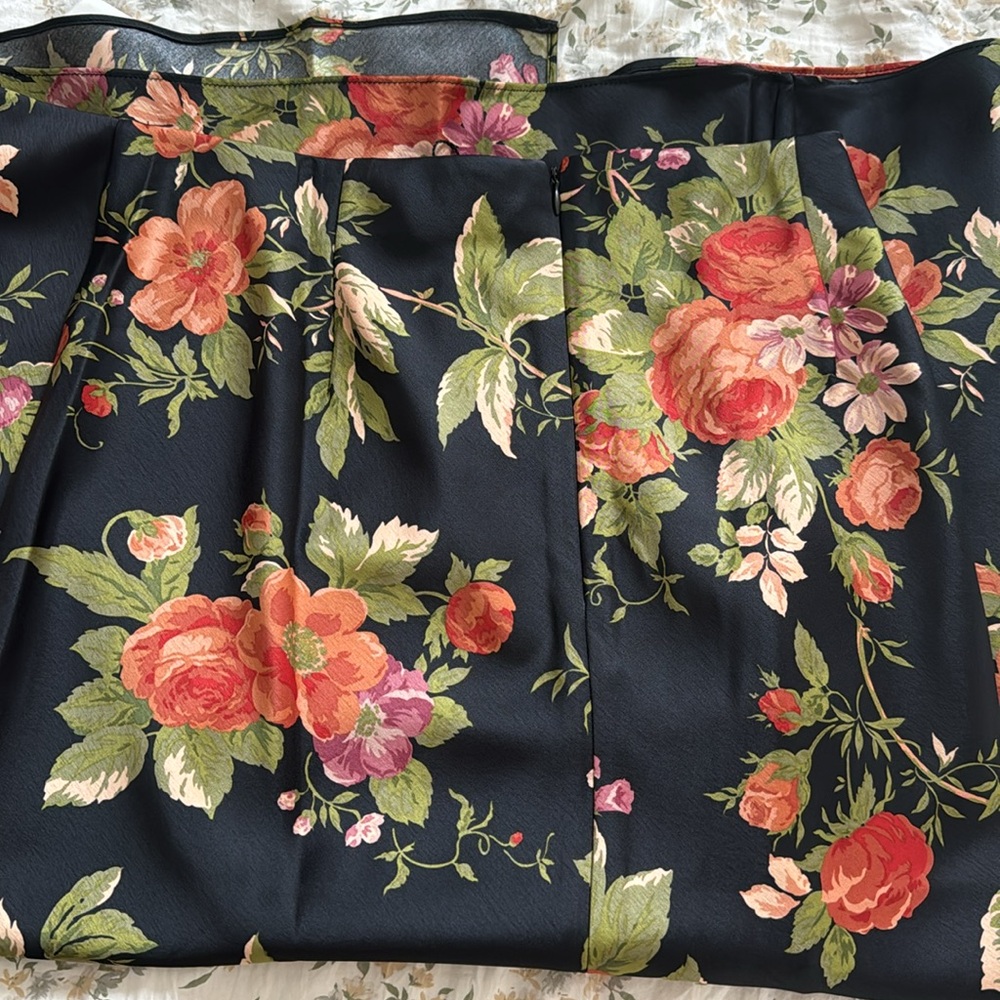 NWT Reformation Doppelgänger C.M. Floral Satin Skirt Large